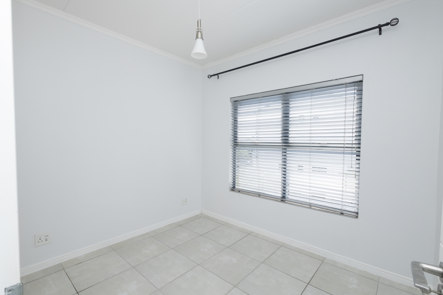 1 Bedroom Property for Sale in Richwood Western Cape